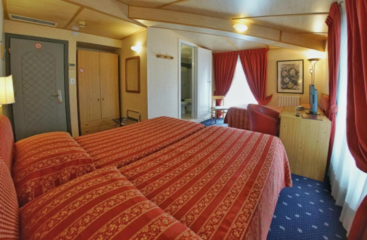 Hotel Le Torrette Galbiate Экстерьер фото